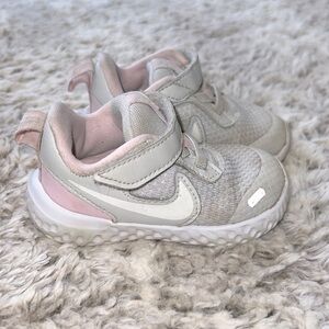 Nike Revolution Sneaker Shoes Grey & Pink Size 5C Baby Toddler